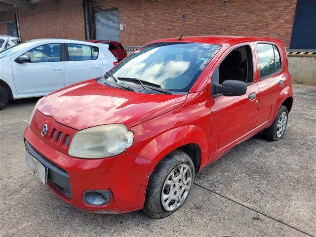 FIAT UNO VIVACE 1.0 2014/2014